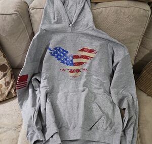 Gray and Red Eagle Graphic Sweatshirt